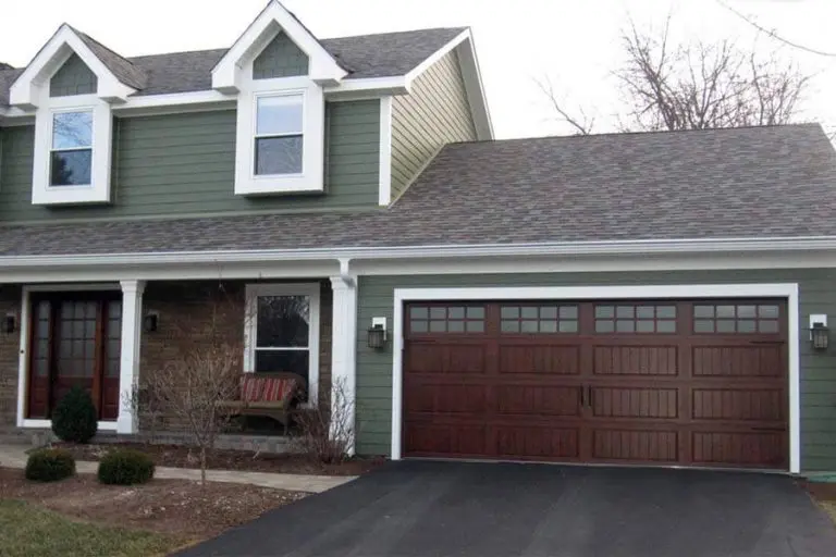 Siding and Eavestrough Repair Burlington photo 3